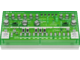 BEHRINGER - Sintetizzatore analogico di bassi con Step sequencer, Filtro risonante e arpeggiatore